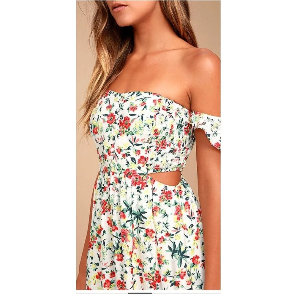 Lulus Lush Off Shoulder Floral Maxi Sundress Button Smocked Cut-Out Size M - Picture 2 of 9
